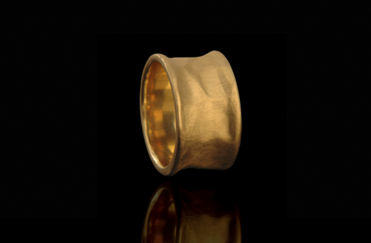 טבעת נישואים בזהב צהוב 14K